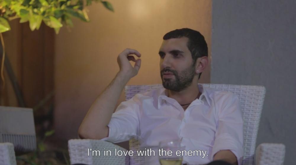 deze-documentaire-gaat-over-palestijnse-homos-in-tel-aviv-maar-niet-over-de-oorlog-202-body-image-1432123246